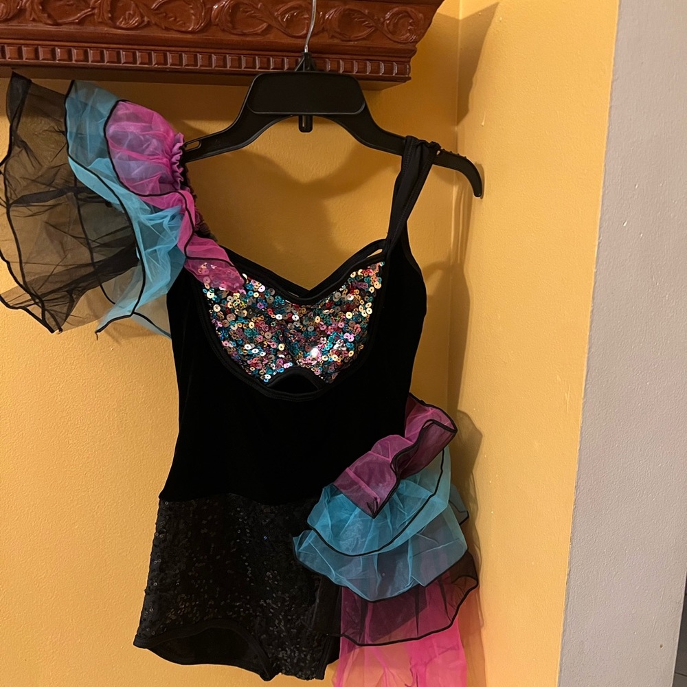 Dance costume